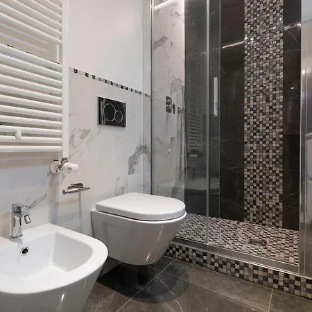 Stupendo Luxury Canal & Garden View