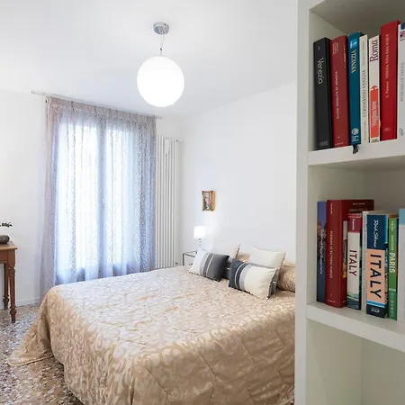 Stupendo Luxury Canal & Garden View Venedig
