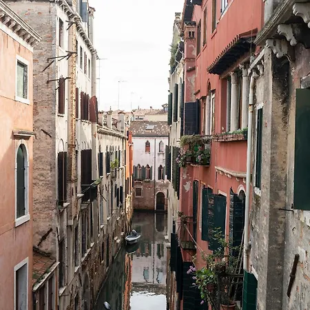 Stupendo Luxury Canal & Garden View * Venedig