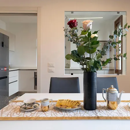 Stupendo Luxury Canal & Garden View Appartement *