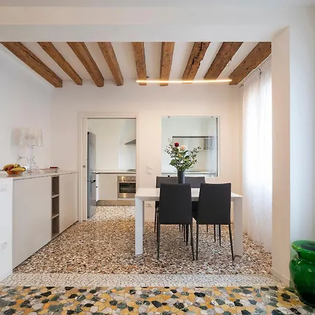 Stupendo Luxury Canal&garden View